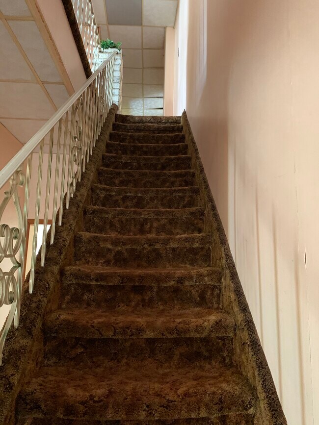 Foto del edificio - 816 Green Ridge St