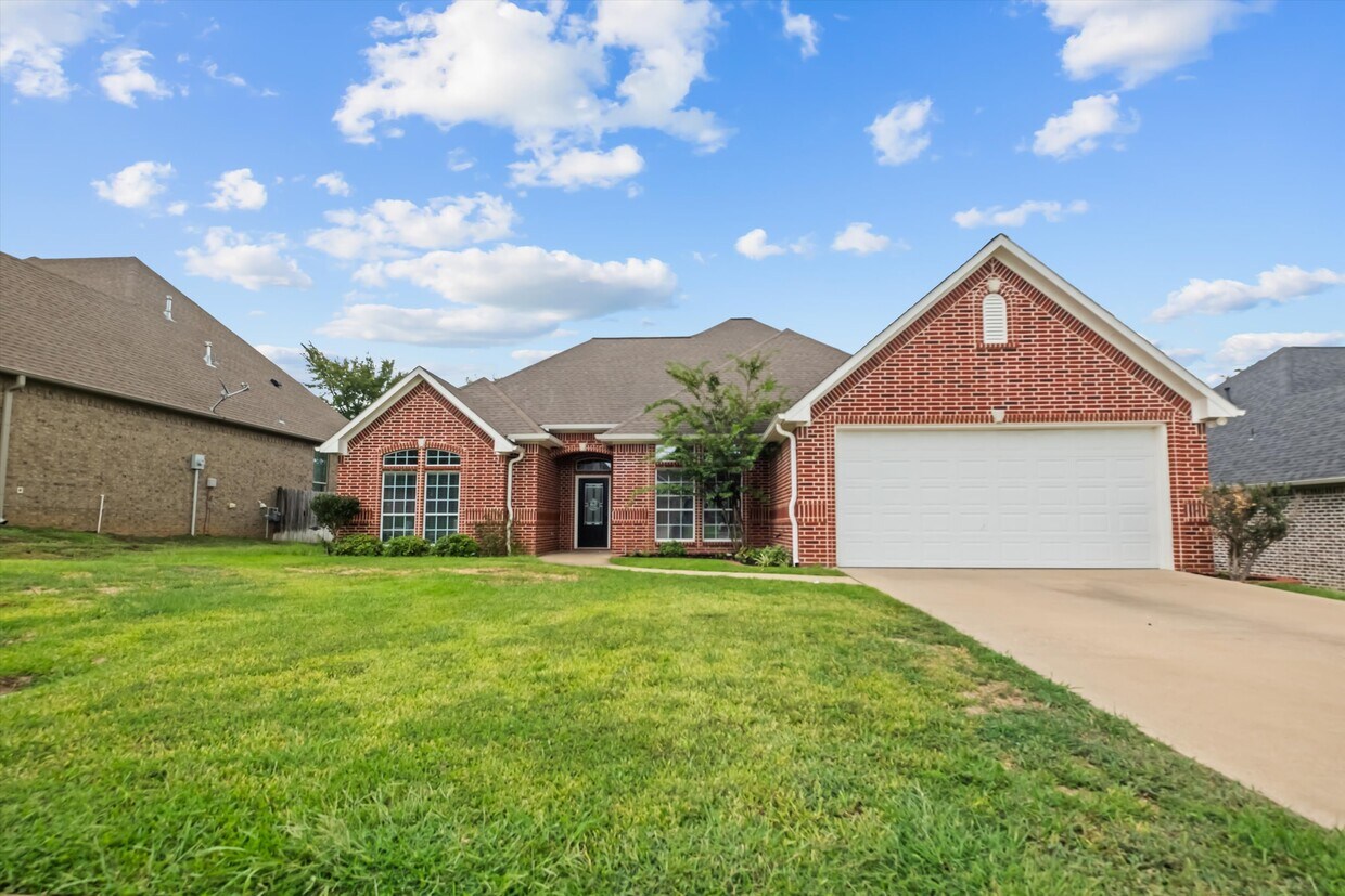 16579 Kingston Ct, Tyler, TX 75703 House Rental in Tyler, TX