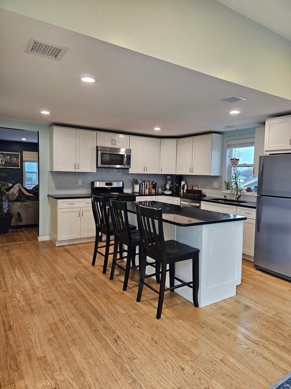 Building Photo - 7 Circle Hill Rd