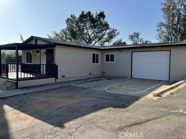 Building Photo - 9335 Chimney Rock Ln