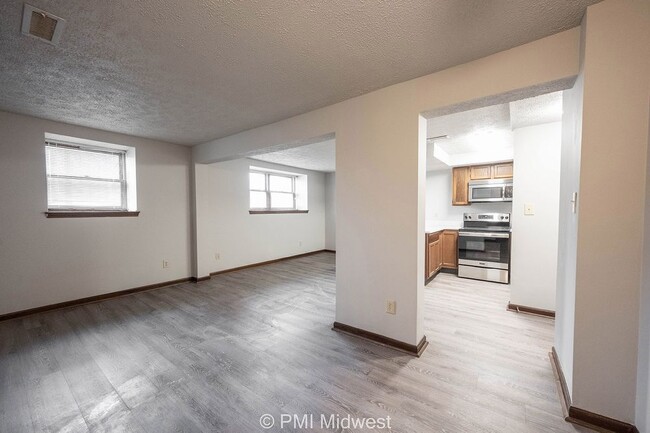 Building Photo - 3707 N Meridian St