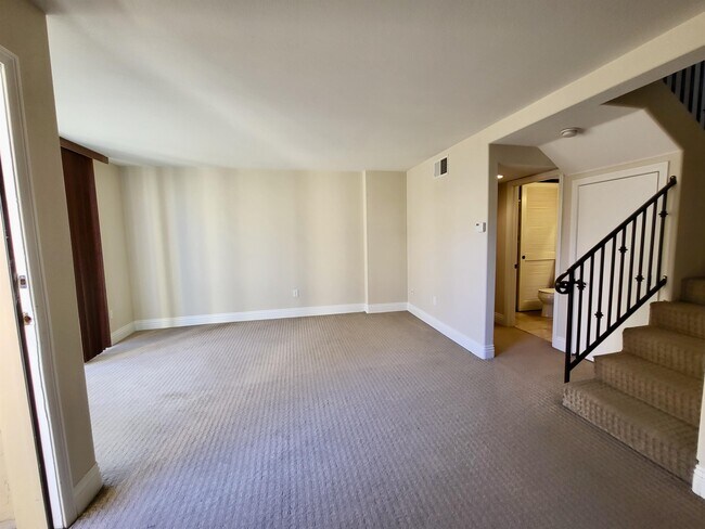 Foto del edificio - 3957 Nobel Dr