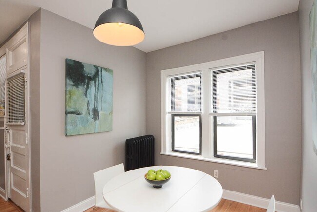 Foto del edificio - 630 W Stratford Pl