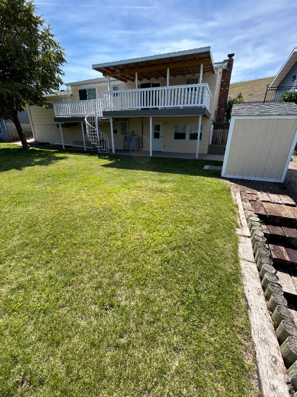 Building Photo - 1307 3rd West Hill Dr