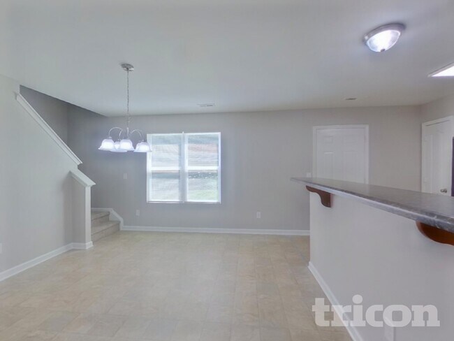 Building Photo - 537 Gentle Breeze Ln