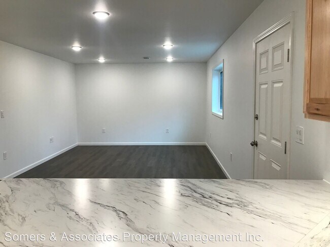 Foto del edificio - 4 br, 2.5 bath House - 2031 Aaron Ave.