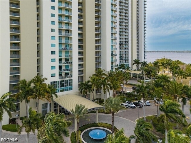 Foto del edificio - 3000 Oasis Way