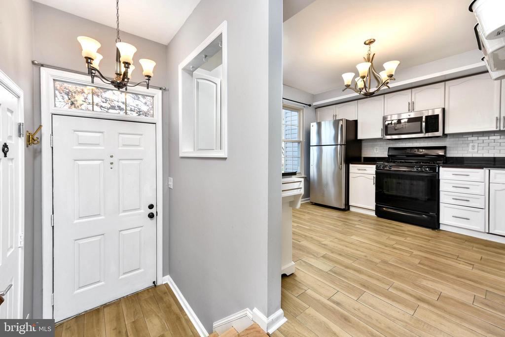Foto principal - 523 Blacksburg Terrace NE