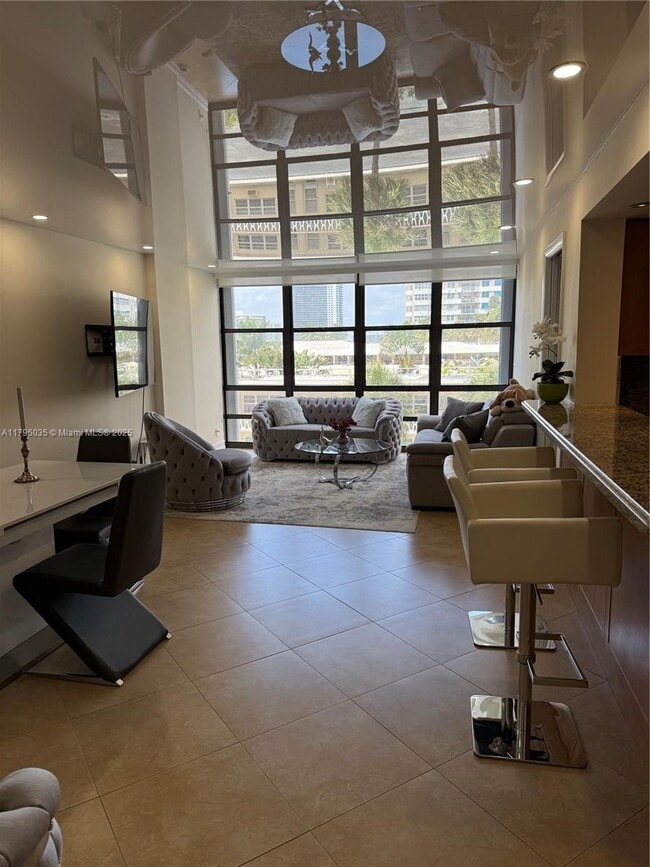 Building Photo - 2017 S Ocean Dr