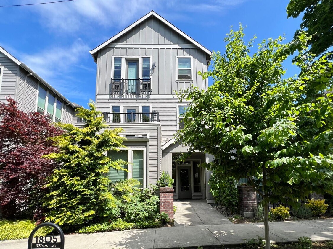 Primary Photo - Introducing Your Dream 1 Bed, 1 Bath home!...