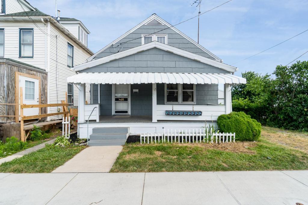 Foto principal - 661 Frederick St
