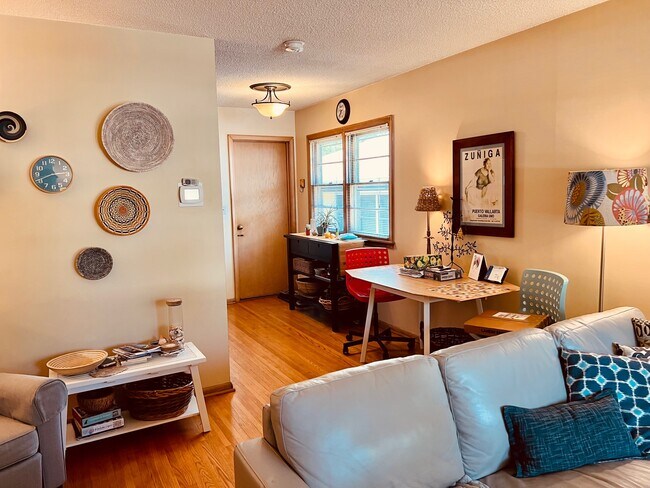 Foto del edificio - 4328 York Ave S