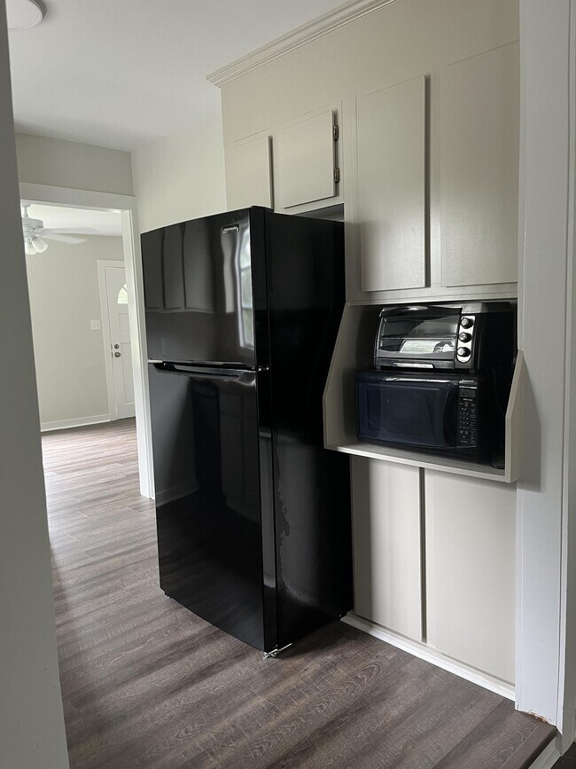 Foto del edificio - 1420 E 57th St