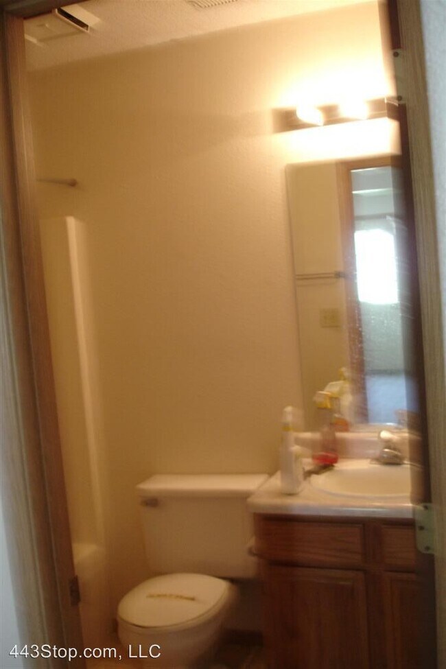 Foto del edificio - 4000 Imperial Ct