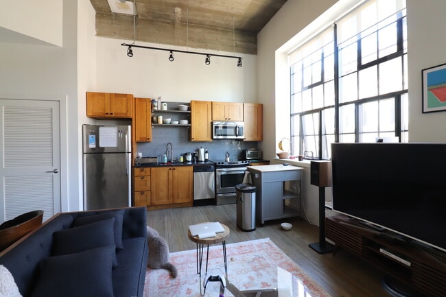 Building Photo - 20-26 Sunnyside St. Unit 15