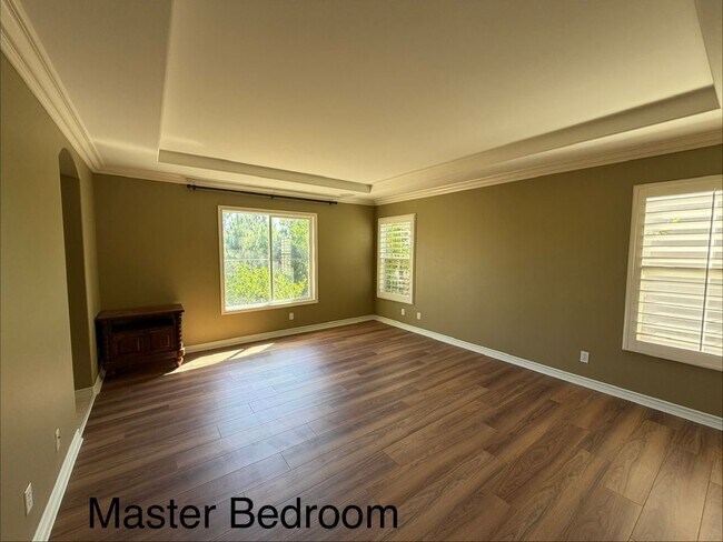 Foto del edificio - 16333 Fox Hollow Way
