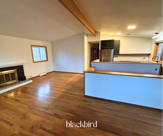 Foto del edificio - 6905 N Lincoln St