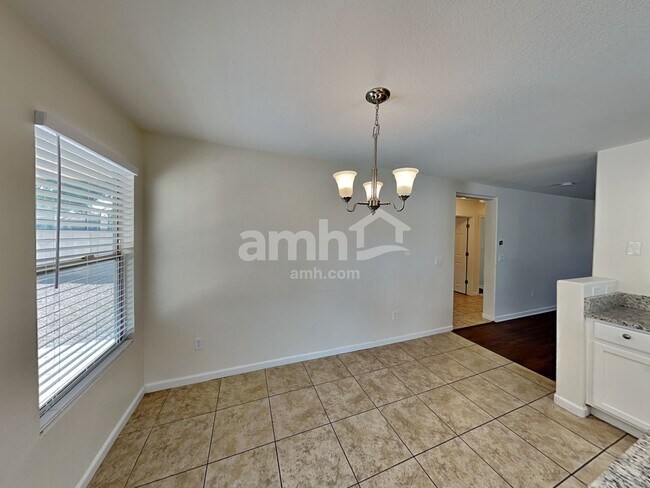 Foto del edificio - 21 West Calle Guija