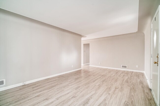 Foto del edificio - 3216 Ivy St