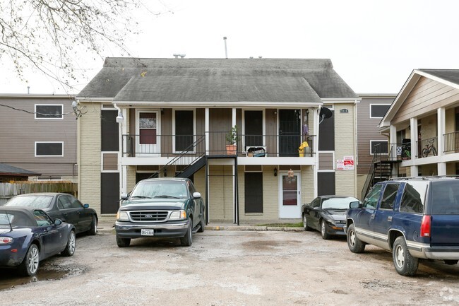 Building Photo - Easthaven Apartments