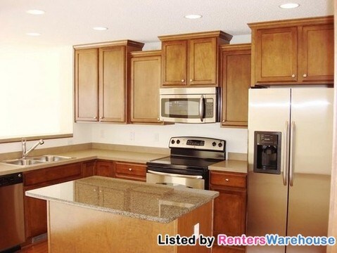Building Photo - 5009 Dunkirk Pl N
