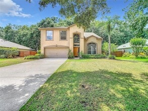 Building Photo - 1531 McCrea Dr