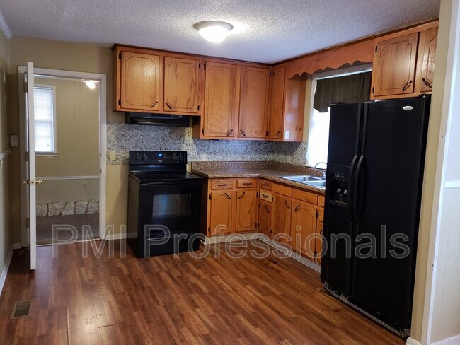 Building Photo - 1507 Bartway Dr