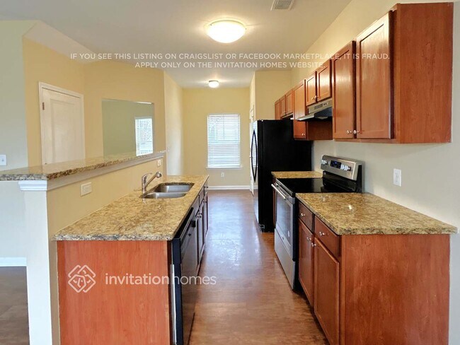 Foto del edificio - 166 Forrest Hills Dr