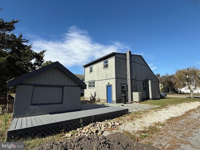 Foto del edificio - 37 Beaver Ave