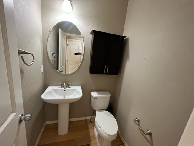 Foto del edificio - Completely upgraded home in Trailhead!