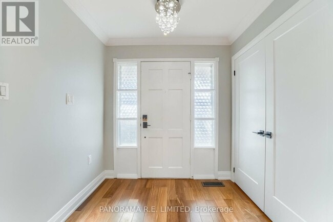 Building Photo - 100 Poplar Heights Dr