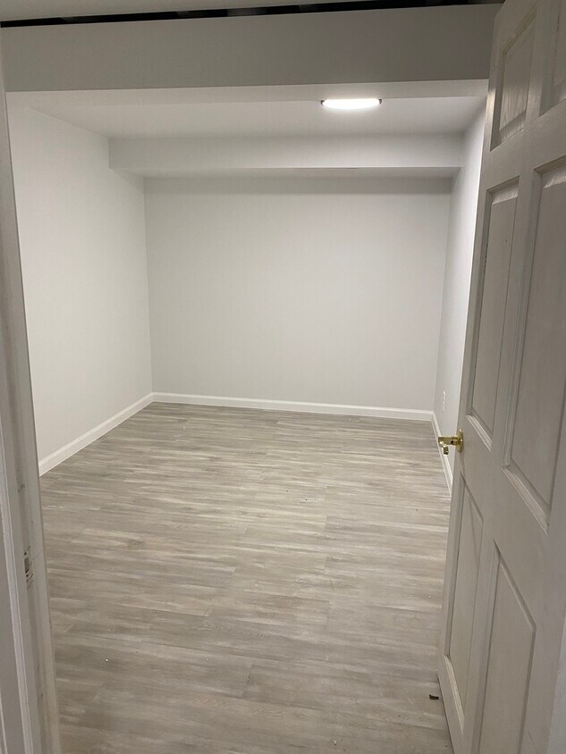 Foto del edificio - 5510 Quail Ave N