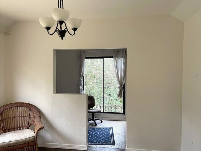 Building Photo - 4531 SW 83 Dr