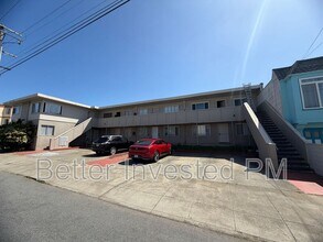 Building Photo - 2400 39th Ave