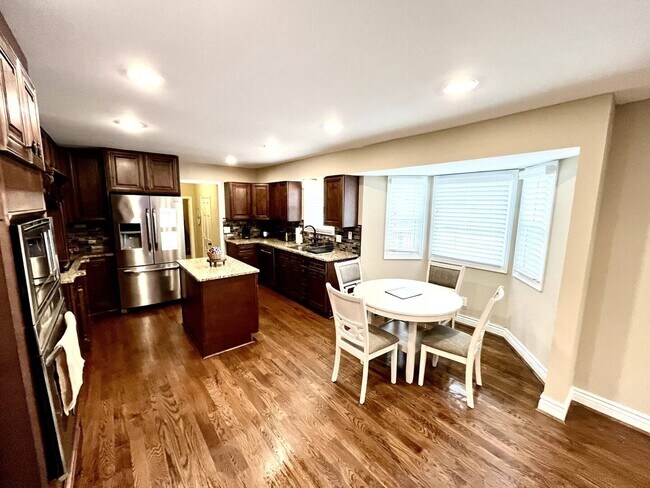Foto del edificio - 7184 Gregory Creek Ln