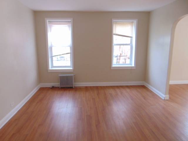 Foto del edificio - 761 E 211th St