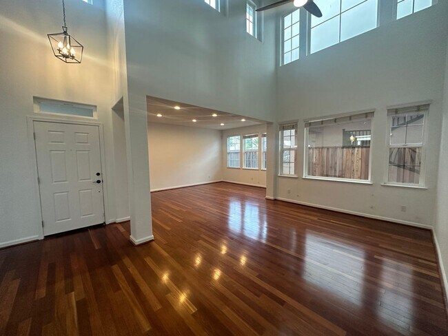 Building Photo - Welcome to Elissagaray Ranch!