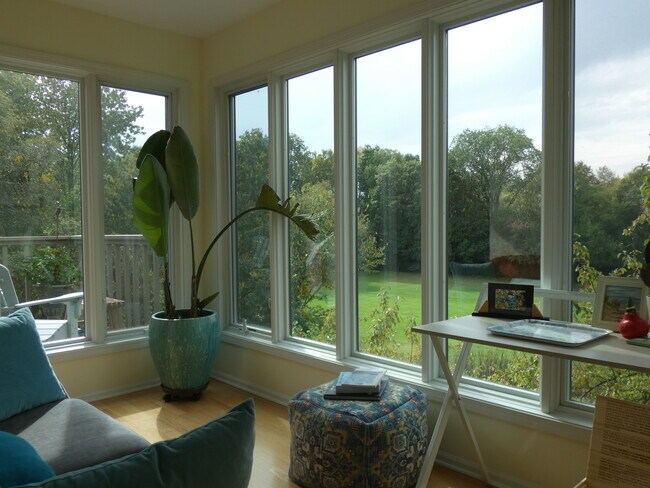 Foto del edificio - 944 Oak Hill Rd