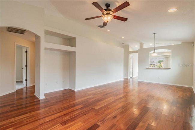 Photo - 8164 Canterbury Lake Blvd (Tampa, FL) House