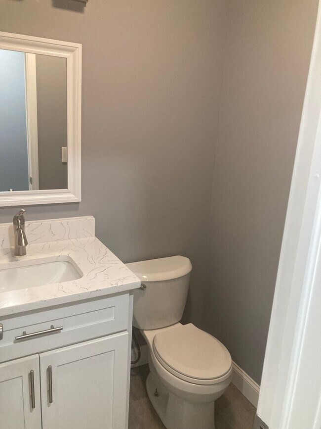 Foto del edificio - 1910 Fox Chapel Rd