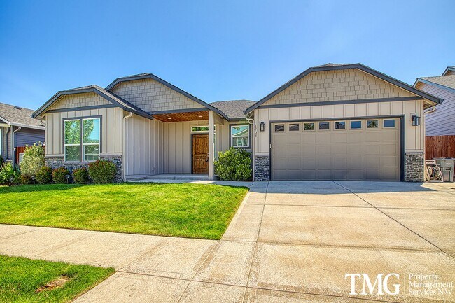 Foto del edificio - Contemporary 3 Bed 2 Bath in Battle Ground...