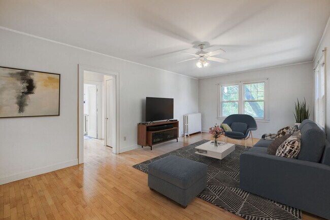 Building Photo - Clemar Apartments