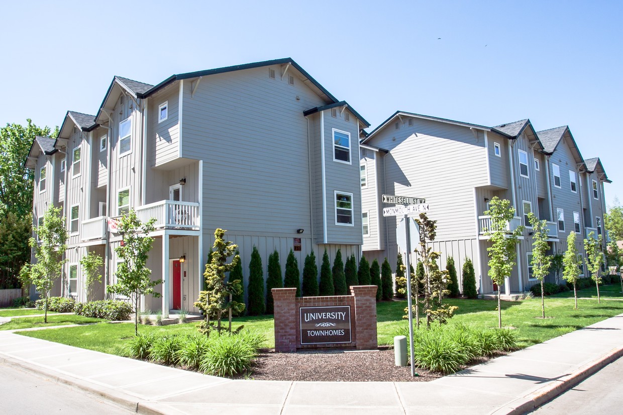 Primary Photo - University Townhomes