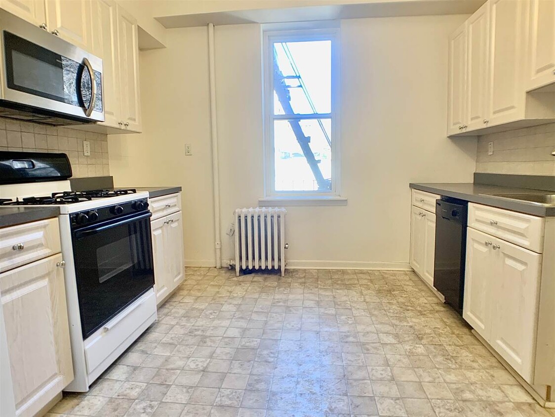 Foto principal - 106 11th St