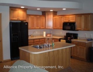 Building Photo - 304 Brookway Dr