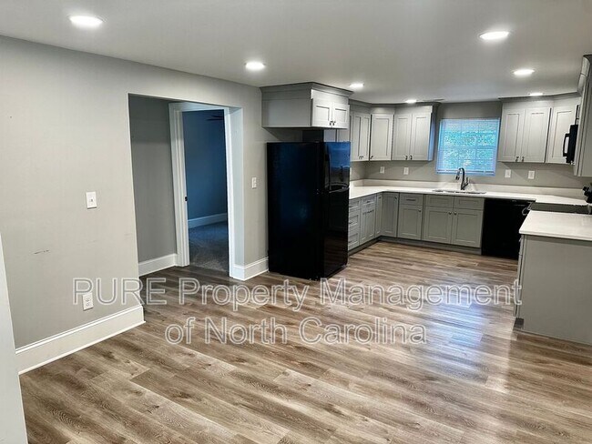 Foto del edificio - 708 Union St S