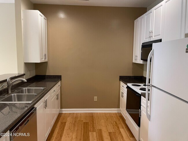Foto del edificio - 5813 Wrightsville Ave