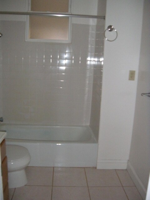 Foto del edificio - 2716 N Marshfield Ave