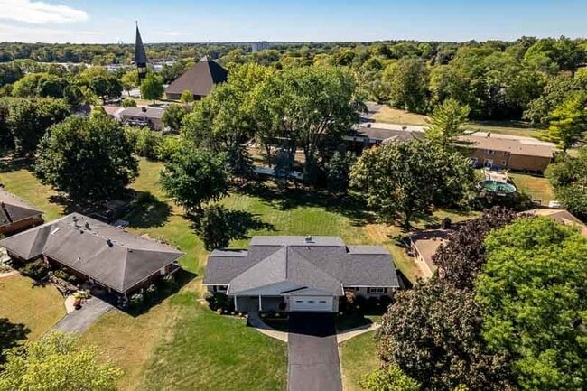 Building Photo - 4121 Crosby St