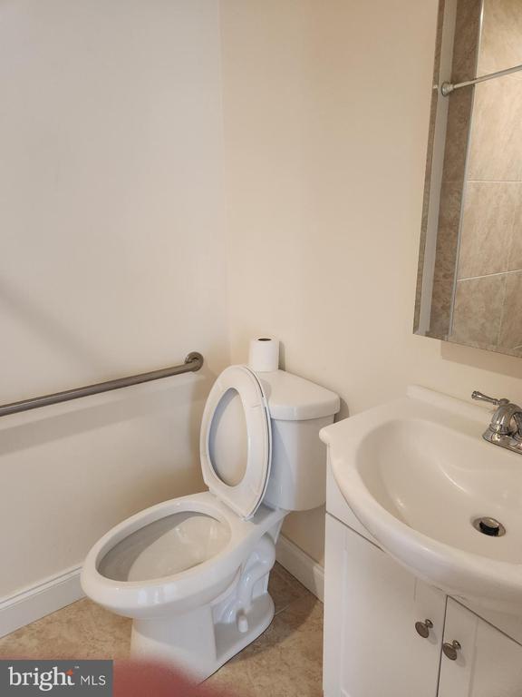 Foto del edificio - 10224 Dedaker St